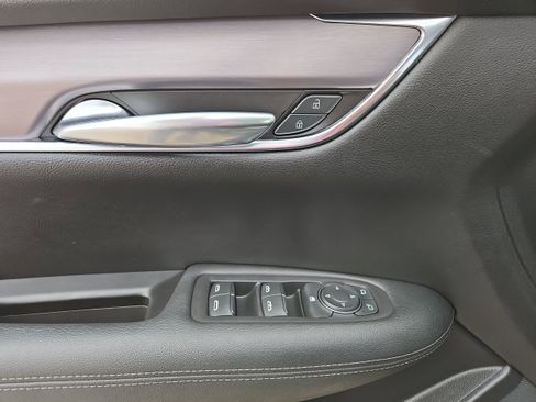 Used 2020 Cadillac XT5 Luxury image 8