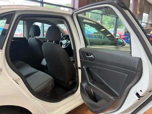 Used 2019 Volkswagen Jetta SE FWD image 32