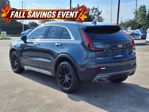 Used 2019 Cadillac XT4 Premium Luxury FWD image 2