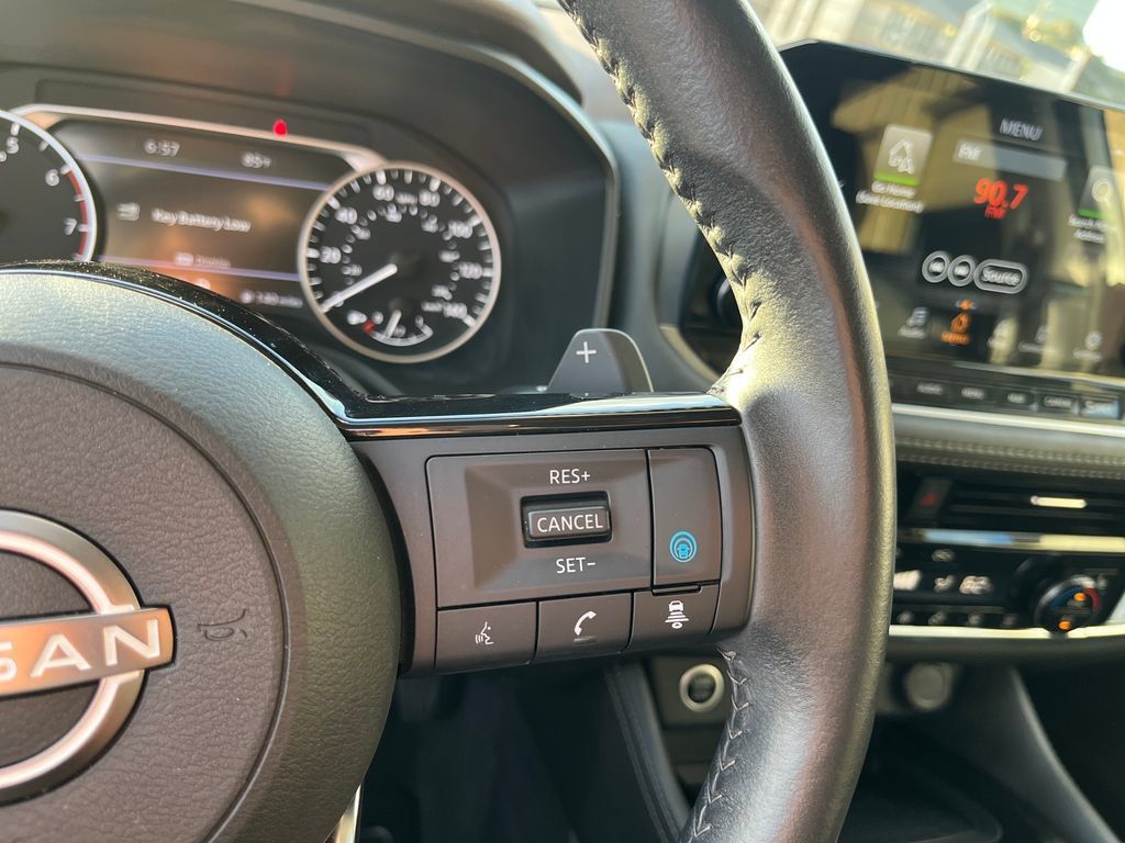 Used 2023 Nissan Rogue SL w/ SL Premium Package FWD image 13