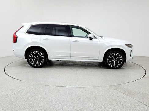 New 2026 Volvo XC90 T8 Plus w/ Protection Package Premier image 4
