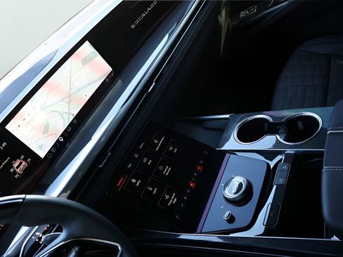 Used 2025 Cadillac Escalade V AWD/4WD image 25