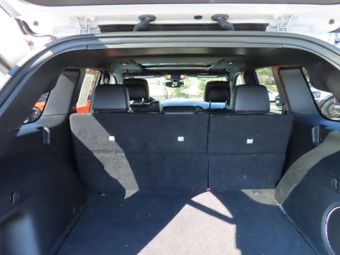 Used 2021 Jeep Grand Cherokee Limited w/ Luxury Group II image 34