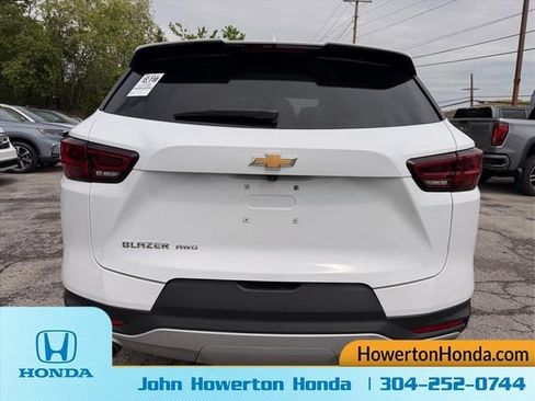 Used 2025 Chevrolet Blazer LT AWD/4WD image 5