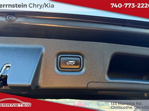 Used 2023 Hyundai Santa Fe SEL w/ Premium Package AWD/4WD image 27