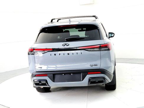 Used 2025 INFINITI QX60 Luxe w/ Black Edition image 5