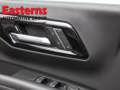 Used 2025 Chevrolet Tahoe LT AWD/4WD image 21