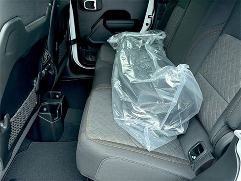 New 2026 Jeep Gladiator Mojave image 19