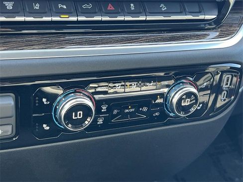 New 2026 GMC Sierra 2500 SLE w/ SLE Value Package; image 21