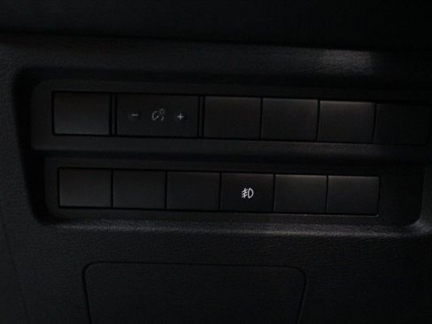 Used 2022 Mitsubishi Outlander ES image 10