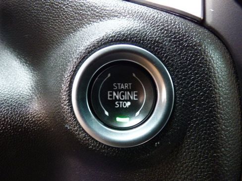 Used 2022 Chevrolet Silverado 1500 LTZ w/ LTZ Premium Package image 29