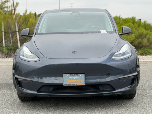 Used 2022 Tesla Model Y Long Range AWD/4WD image 4
