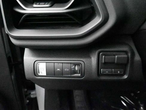 New 2026 Chevrolet Silverado EV LT image 10