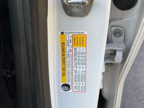 Used 2018 Chevrolet Malibu LT image 54