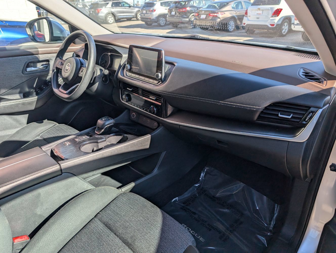 Used 2021 Nissan Rogue SV FWD image 13