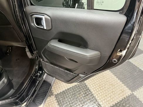 Used 2023 Jeep Wrangler Unlimited Sahara w/ Cold Weather Group image 51