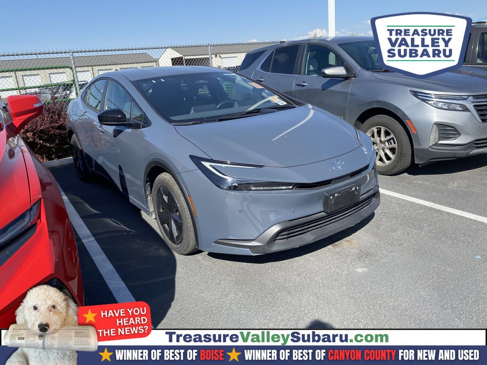 Used 2025 Toyota Prius LE FWD image 1
