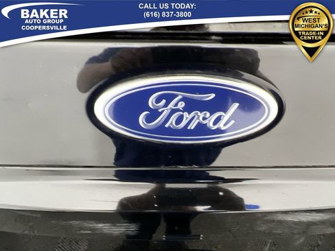 Used 2004 Ford Expedition Eddie Bauer image 28