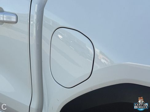 Certified 2025 GMC Canyon Elevation RWD image 16