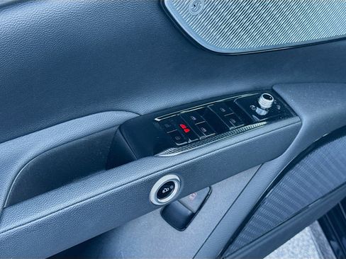 Certified 2024 Maserati Grecale GT image 23