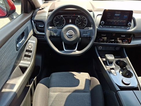 Used 2022 Nissan Rogue SV AWD/4WD image 11