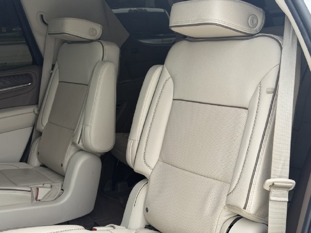 Used 2022 GMC Yukon Denali RWD image 24