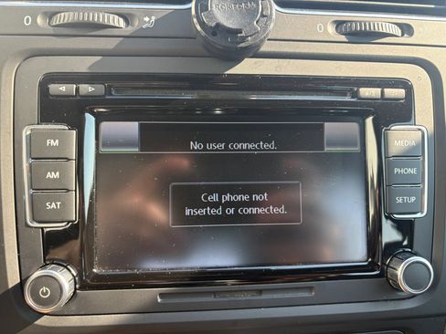 Used 2012 Volkswagen GTI 4-Door FWD image 36