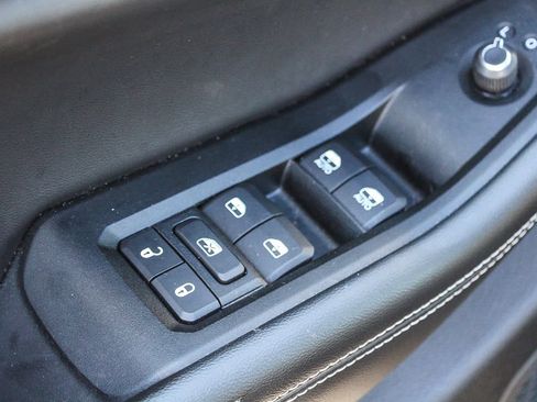 Used 2023 Jeep Grand Cherokee Limited w/ Trailer Tow Prep Group (B) image 28