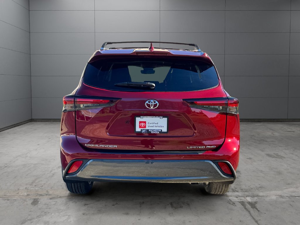 Certified 2026 Toyota Highlander Limited AWD/4WD image 4