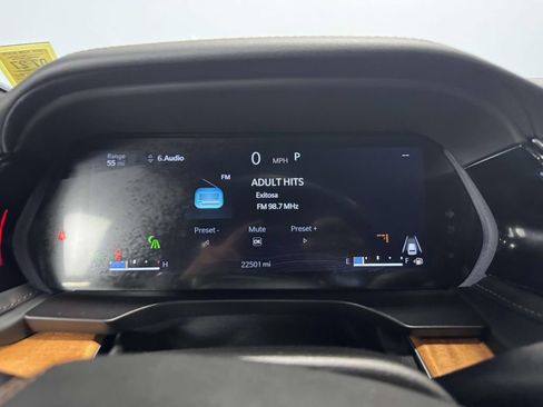 Used 2022 Jeep Grand Cherokee L Summit AWD/4WD image 25
