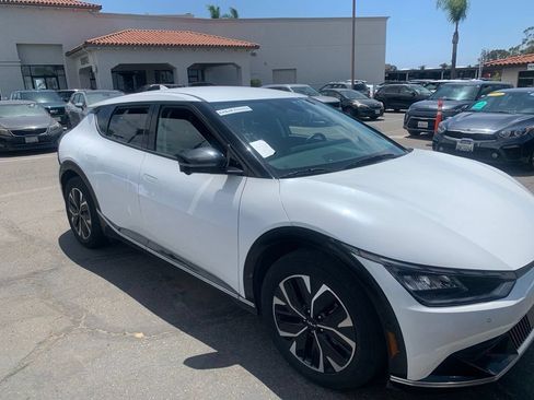 Certified 2024 Kia EV6 Wind w/ Wind Technology Package RWD image 4