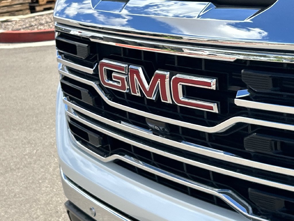 Used 2023 GMC Sierra 1500 SLT w/ SLT Premium Package AWD/4WD image 30