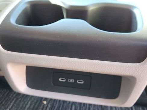 Used 2025 Honda Odyssey Touring image 14