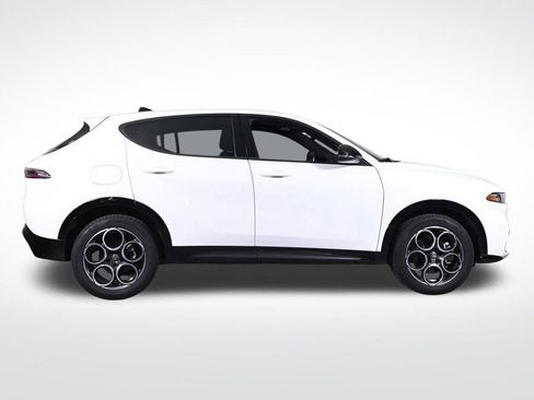 Used 2025 Alfa Romeo Tonale AWD/4WD image 6