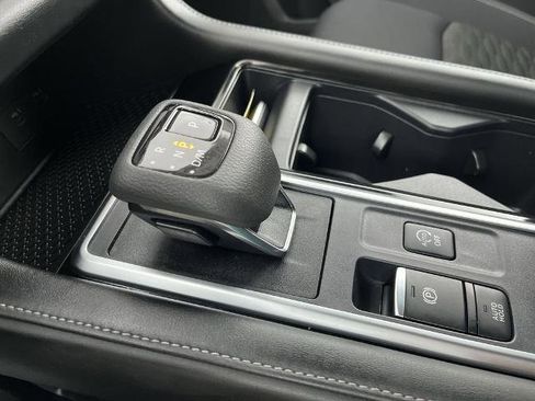 Certified 2024 Nissan Pathfinder SV AWD/4WD image 19