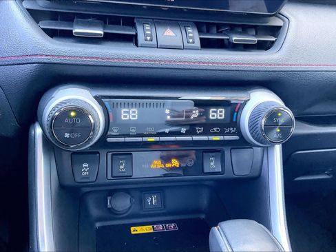 Used 2023 Toyota RAV4 XSE w/ Weather Package image 31