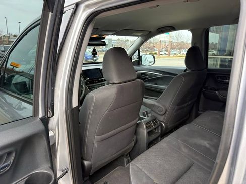 Used 2021 Honda Ridgeline Sport image 29