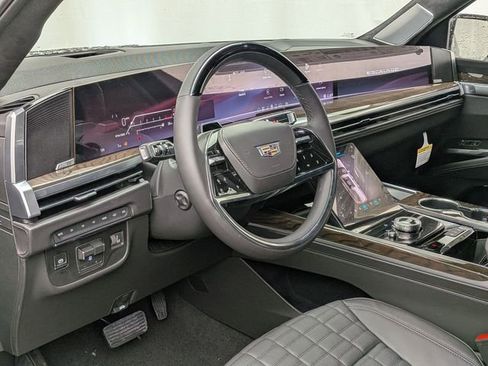 New 2026 Cadillac Escalade Platinum Sport w/ LPO, ONYX Package image 9