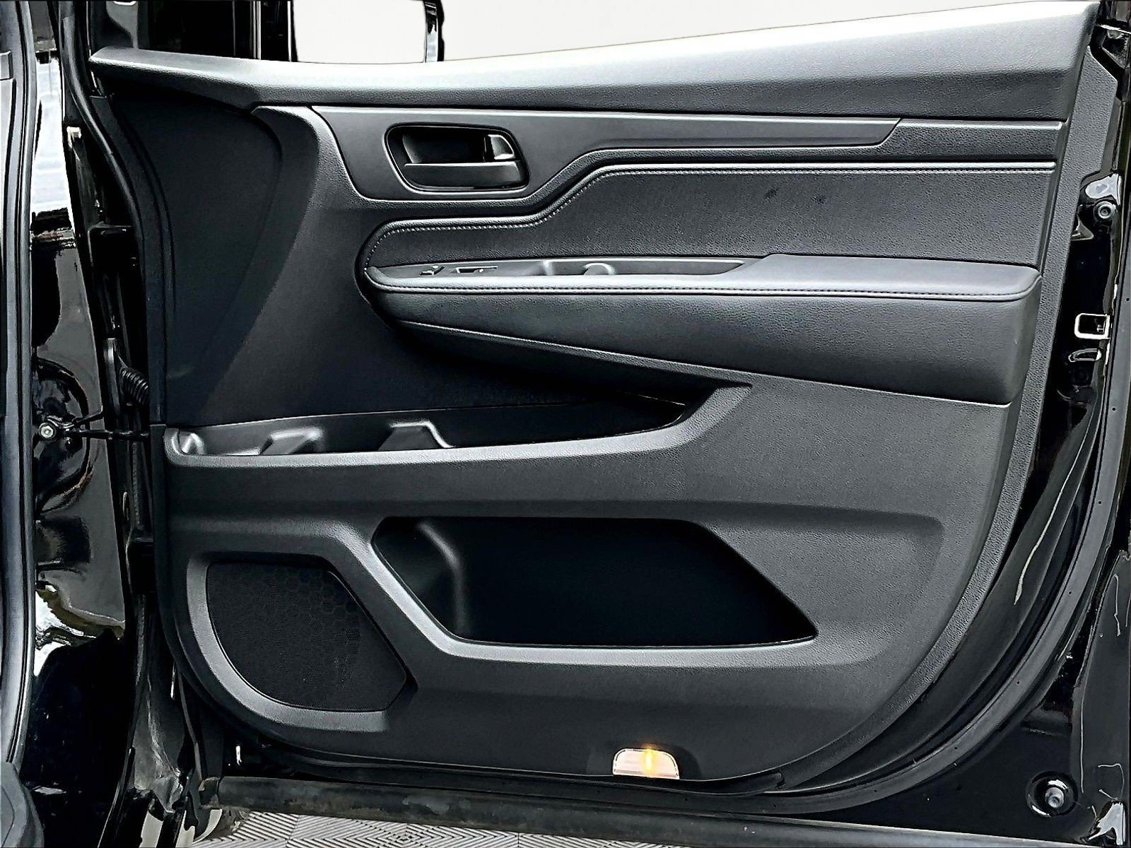 Used 2025 Honda Odyssey Sport-L image 29