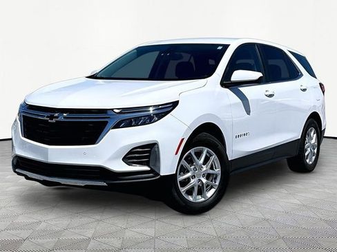 Used 2023 Chevrolet Equinox LT FWD image 3