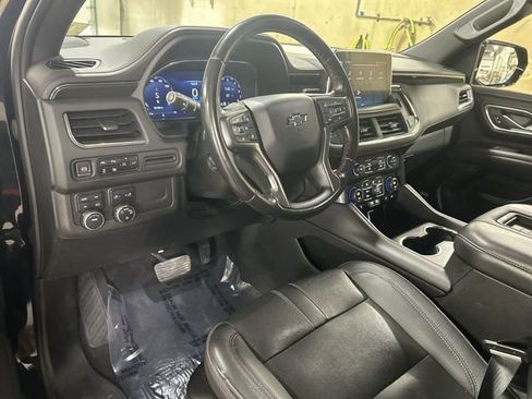 Certified 2022 Chevrolet Suburban RST w/ Sport Performance Package AWD/4WD image 10