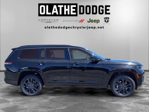 New 2026 Jeep Grand Cherokee L Limited AWD/4WD image 29