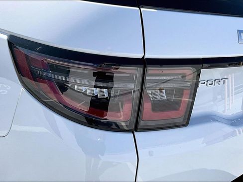 Certified 2025 Land Rover Discovery Sport S image 21