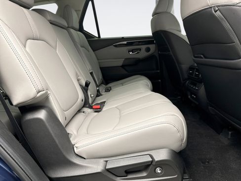 Used 2023 Honda Pilot EX-L image 18