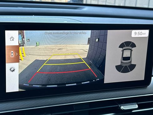 Used 2025 Genesis GV60 RWD image 21