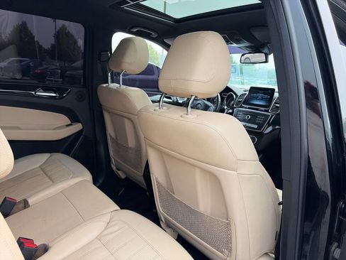 Used 2017 Mercedes-Benz GLS 450 4MATIC image 32