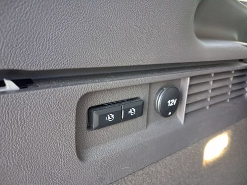 Used 2020 Lincoln Nautilus FWD w/ Equipment Group 101A image 11