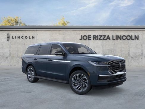 New 2026 Lincoln Navigator Premiere AWD/4WD image 7
