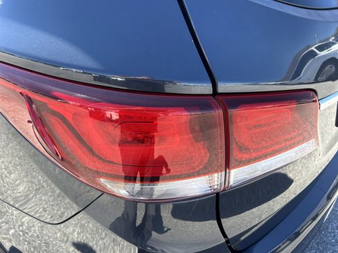 Used 2017 Hyundai Santa Fe Limited FWD image 42