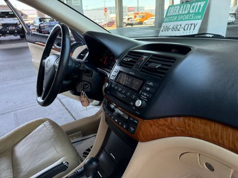 Used 2008 Acura TSX FWD image 21